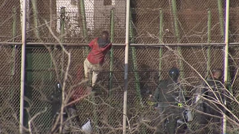 Unidas Podemos pide a Interior que investigue presuntas agresiones policiales a migrantes en la frontera de Melilla