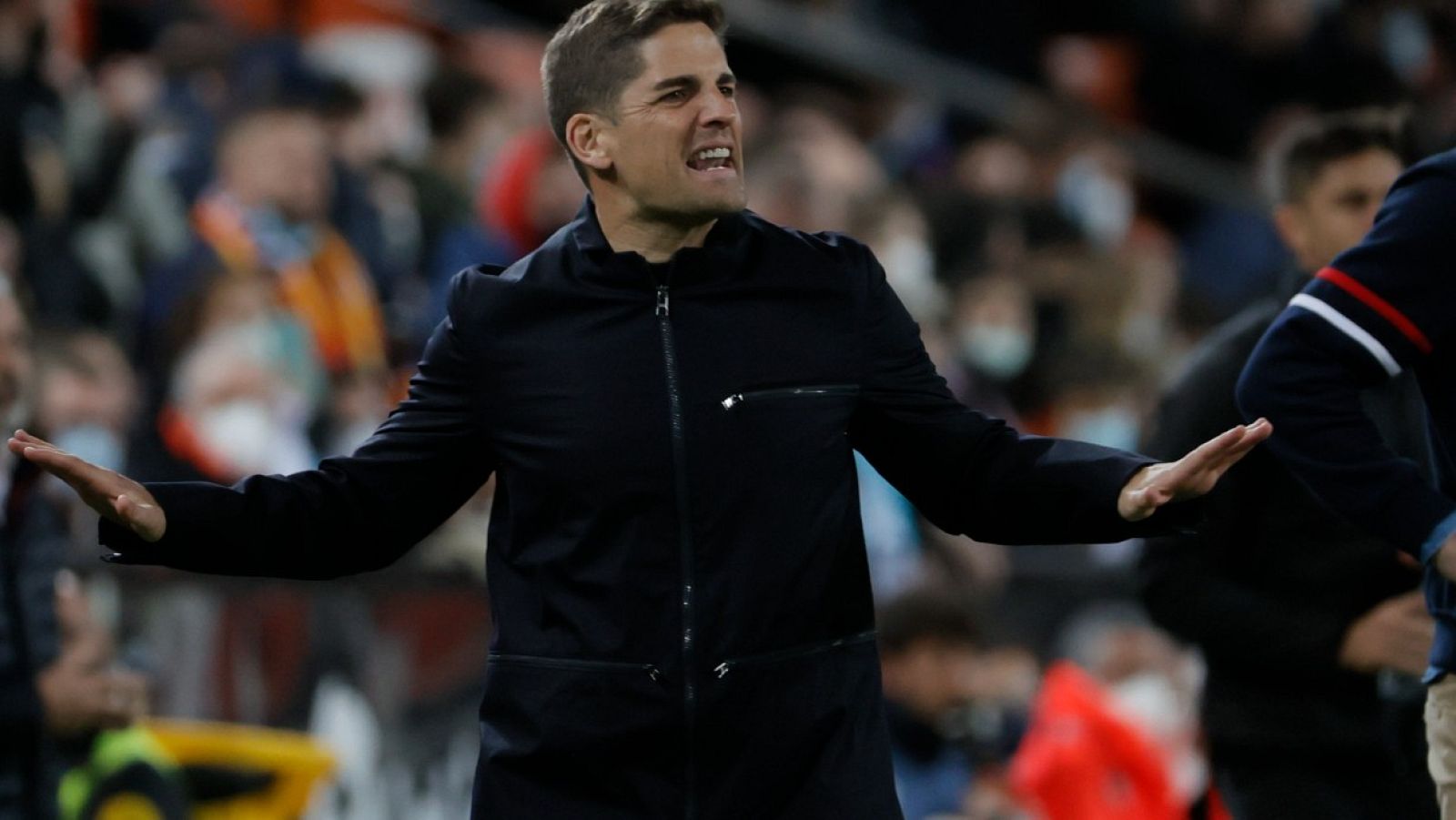 El Granada destituye a Robert Moreno