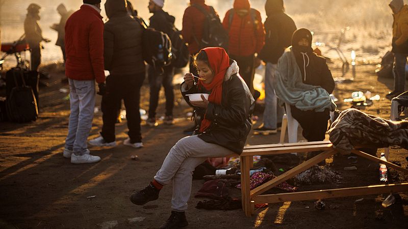 El Gobierno extiende la protección temporal por la guerra a los extranjeros con residencia en Ucrania