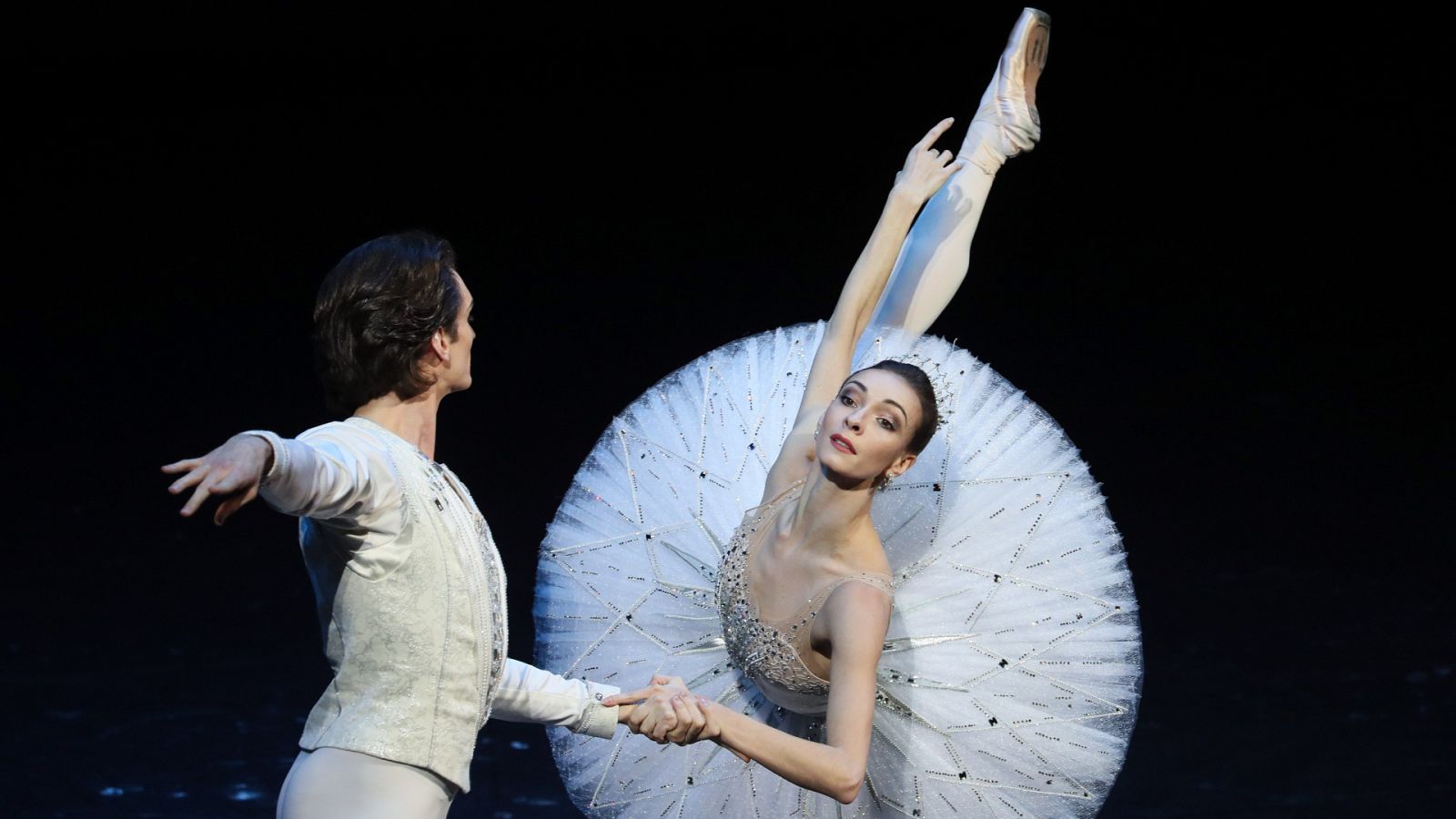 Olga Smirnova, bailarina rusa del Bolshoi se va al Ballet Neerlandés
