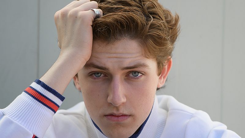 Asier Valdestilla, sobre su personaje en 'Cu�ntame: "Santi va a ser el m�s moderno de los Alc�ntara"