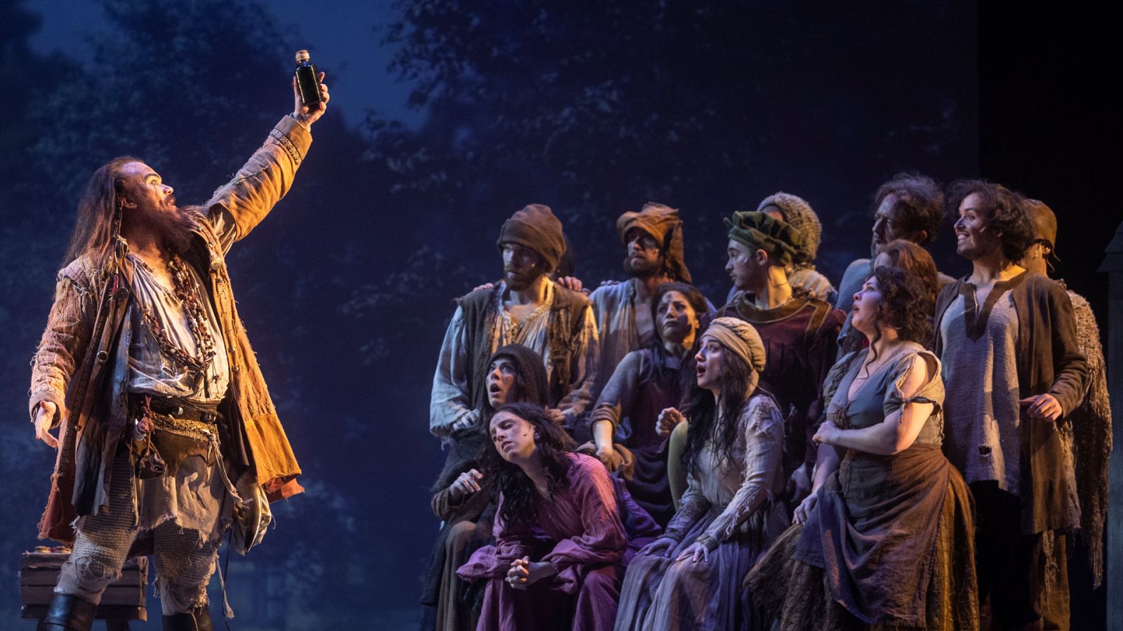 Escena de la obra 'El Médico' en el espacio Ibercaja Delicias de Madrid