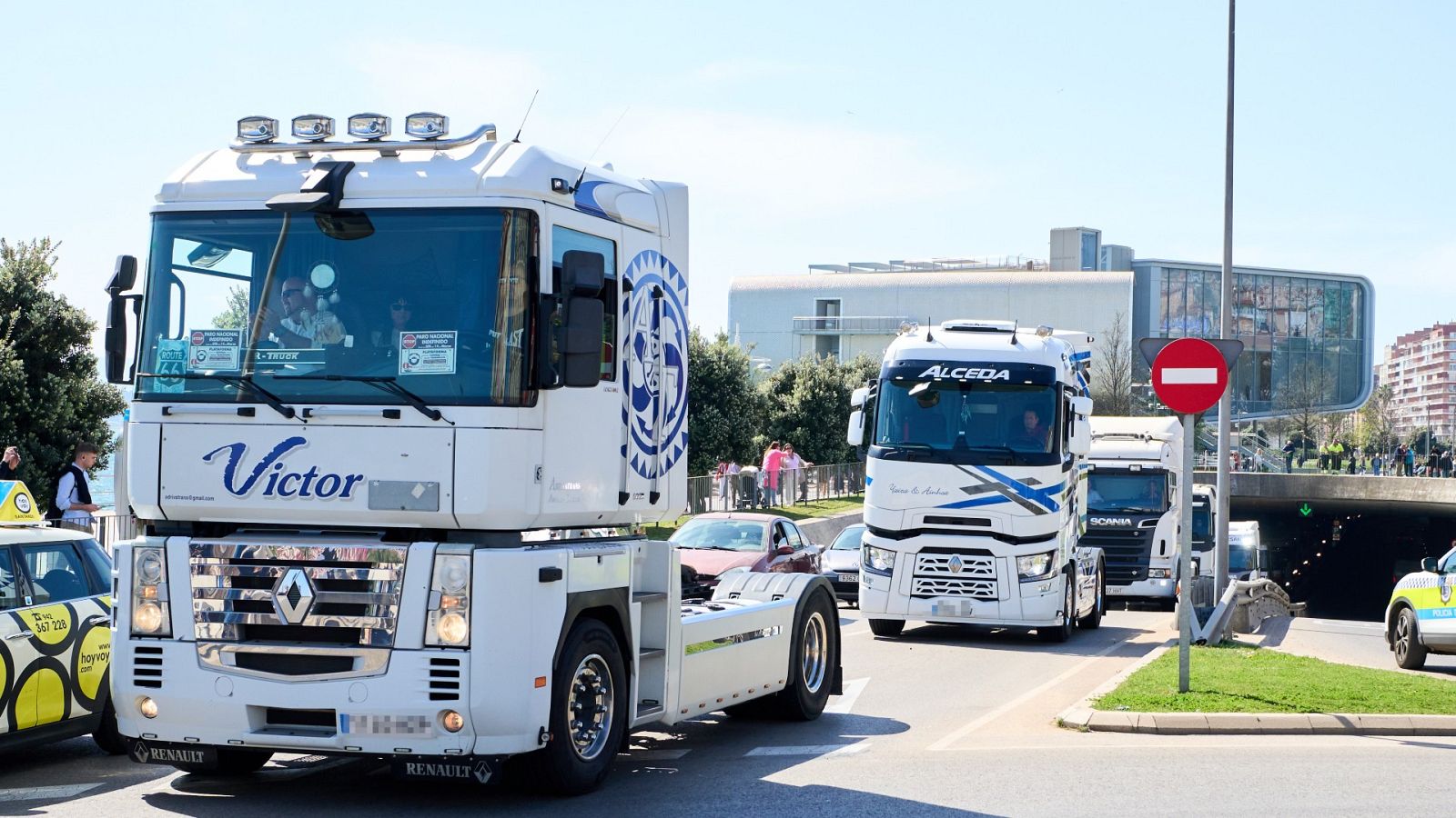 Las claves del acuerdo entre Gobierno y transportistas: rebajas en el combustible y ayudas directas