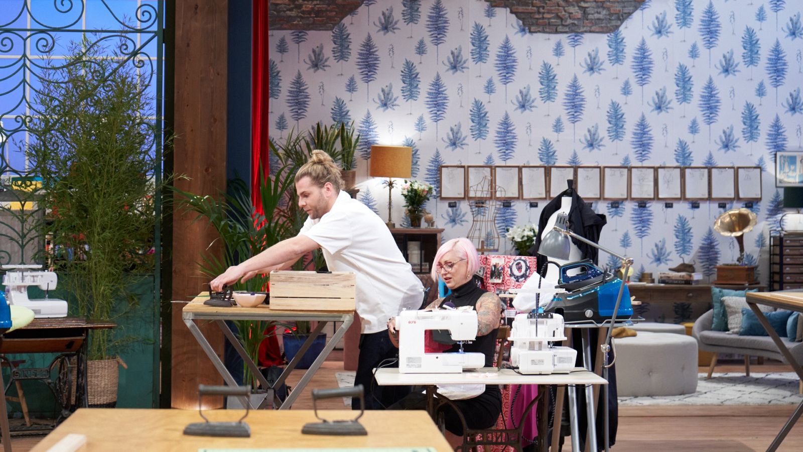 Isabel ayuda a Navarrete en la prueba de eliminación