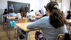 Indignación por el "revés" a la Filosofía en la ESO: "Es un crimen y dejará una laguna insostenible en los alumnos"