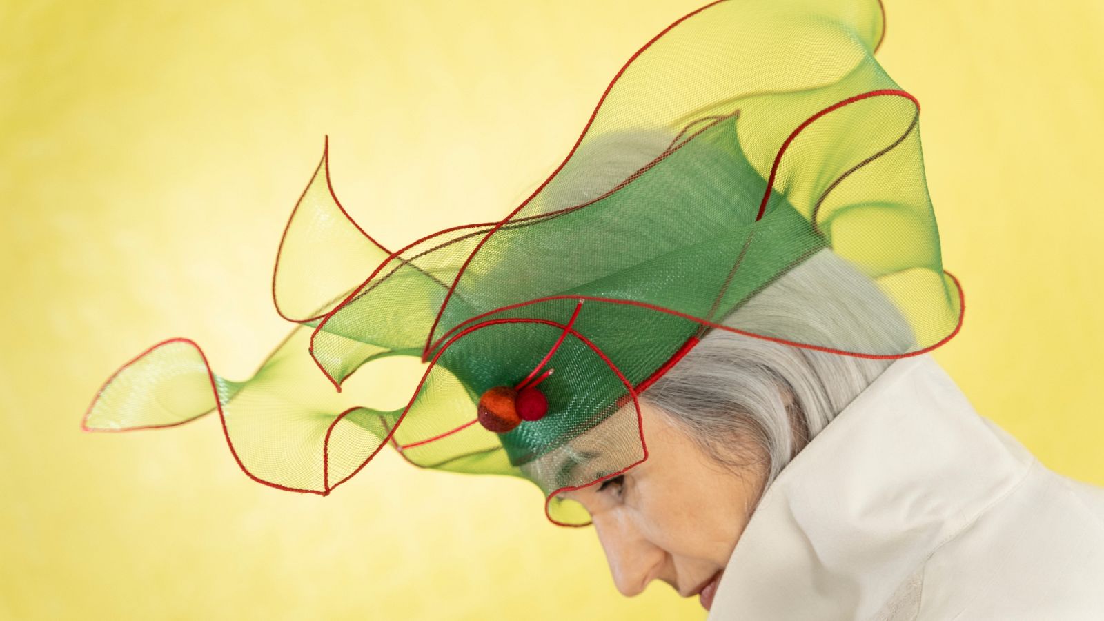 candela-cort-tocados-sombreros-especiales