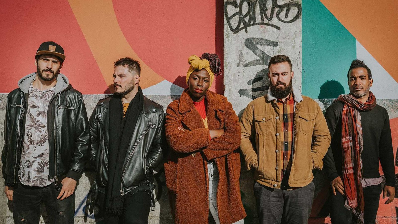 El grupo `Deb E and The B'