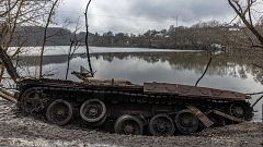Rusia se retira de varias ciudades del norte de Ucrania y se centra en el Donbás