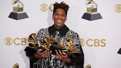 Jon Batiste y Silk Sonic se coronan en los Grammy
