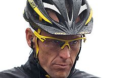 Le roban la bici a Armstrong
