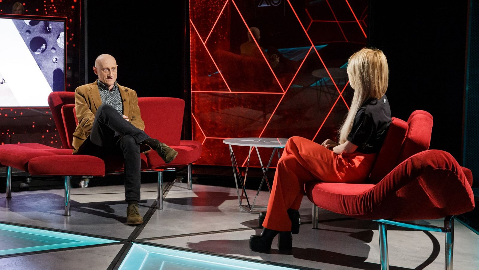 Atención Obras - Jorge Martínez y Cayetana Guillén Cuervo