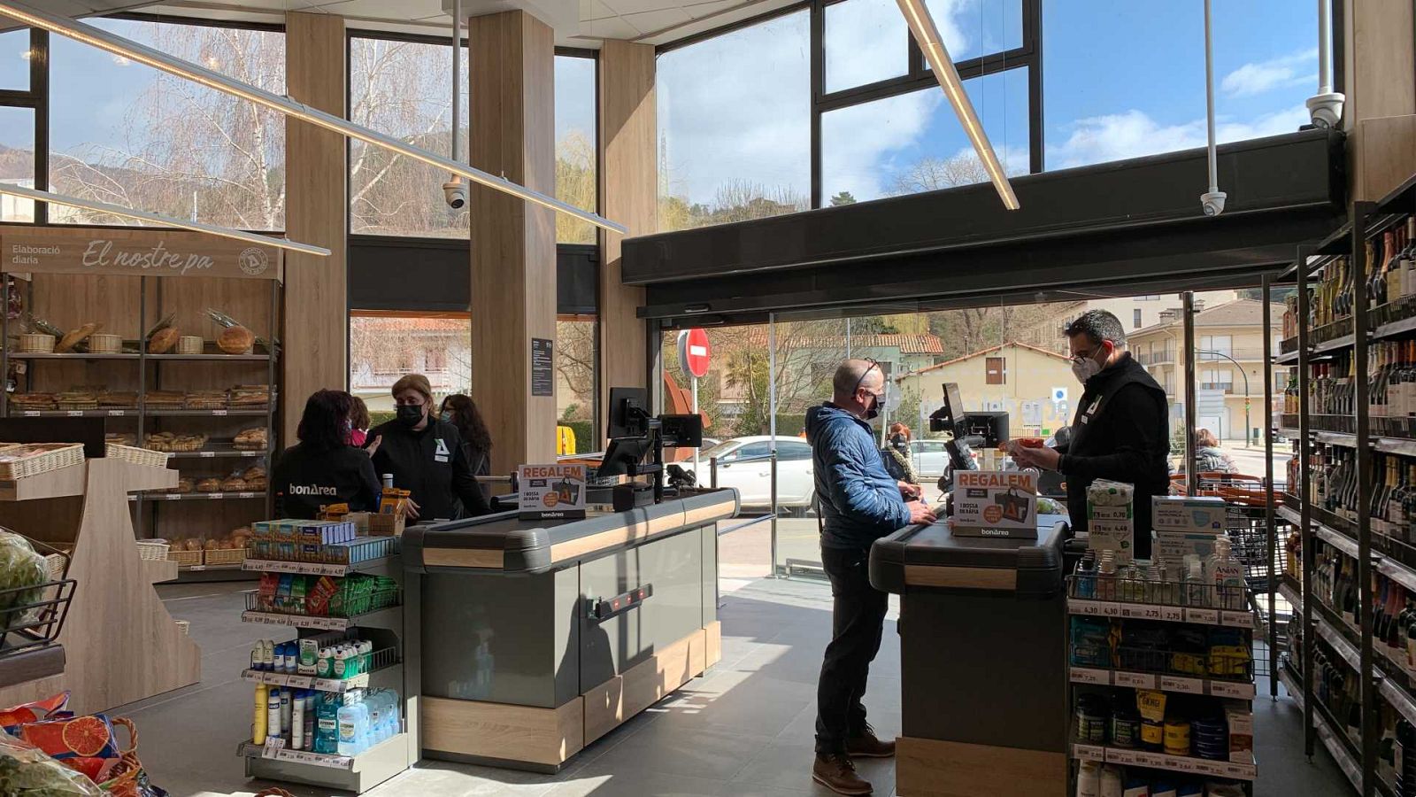 Establiment de productes d'alimentació a Guissona (Segarra)