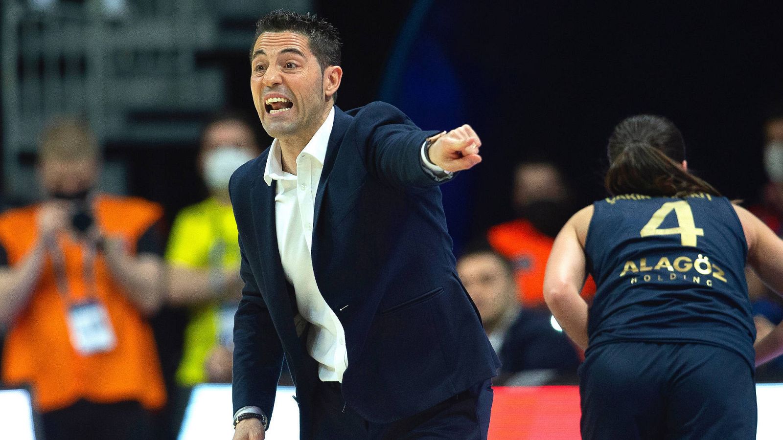 Víctor Lapeña, entrenador de Fenerbahce