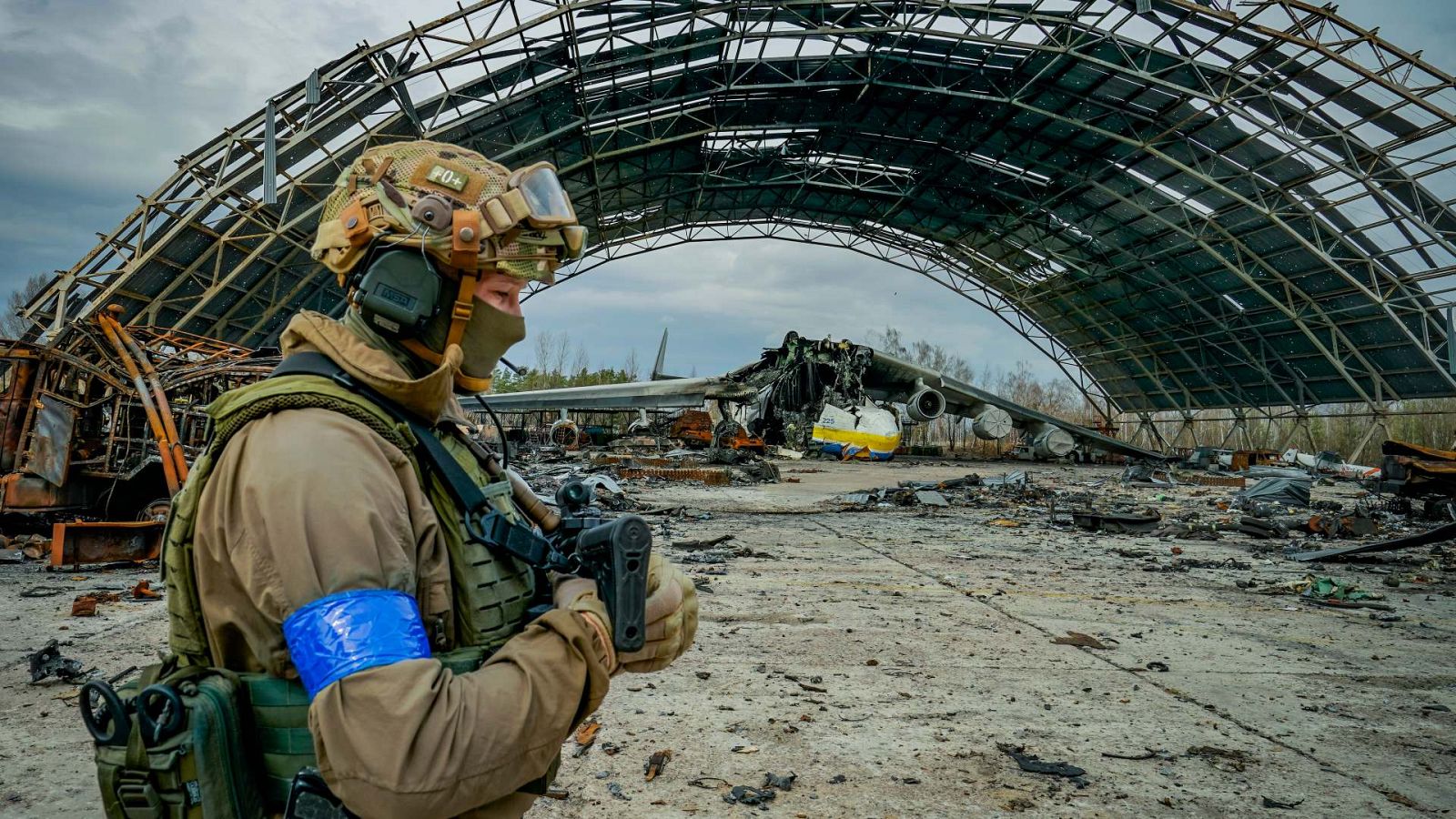 Imagen de un hangar del aeródromo cerca de Kiev