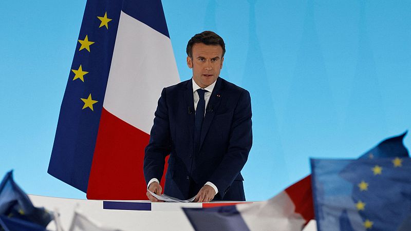 Macron pide unidad para frenar a Le Pen y advierte que la segunda vuelta será "decisiva para Francia y Europa"