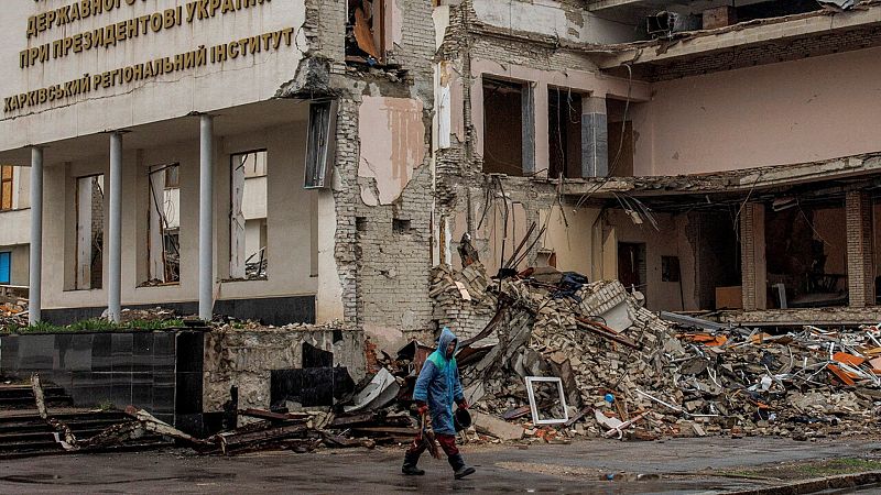 Ucrania denuncia que los militares rusos usan las violaciones como arma de guerra: "Me ordenó que me quitase la ropa"