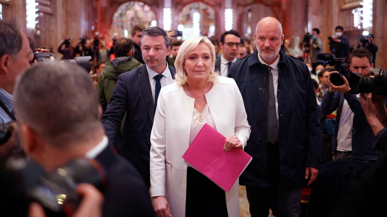 Le Pen propone acercar OTAN a Rusia