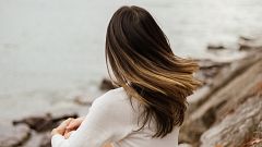 Cabellos con color, tan divertidos como delicados: consejos para tenerlos radiantes y sanos