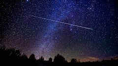 Lluvia de estrellas y Día del Libro: Cómo disfrutar de una noche especial