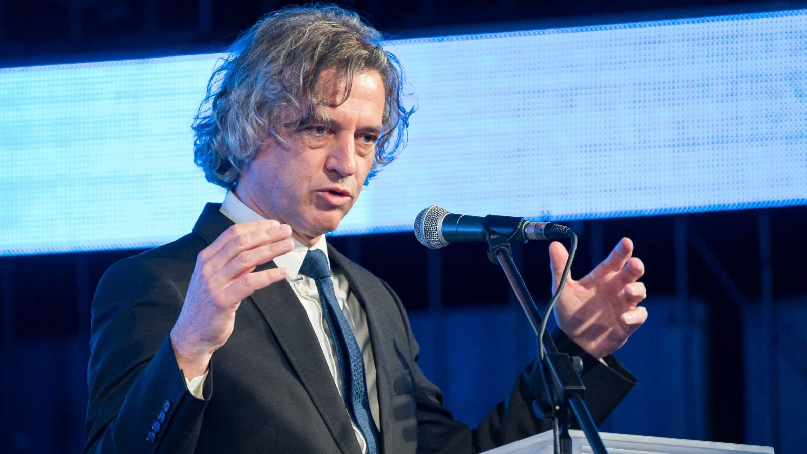 Imagen del líder del partido GS, Robert Golob, que ha ganado las elecciones en Eslovenia