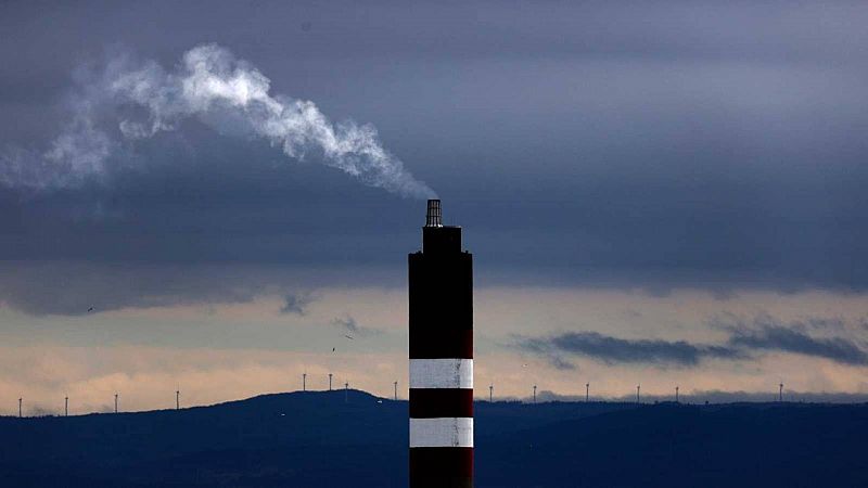 España y Portugal alcanzan un acuerdo con Bruselas para limitar el precio del gas y abaratar el recibo de la luz