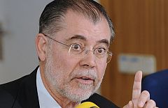La Junta de Andalucía abre un expediente informativo a Bermejo por cazar sin licencia