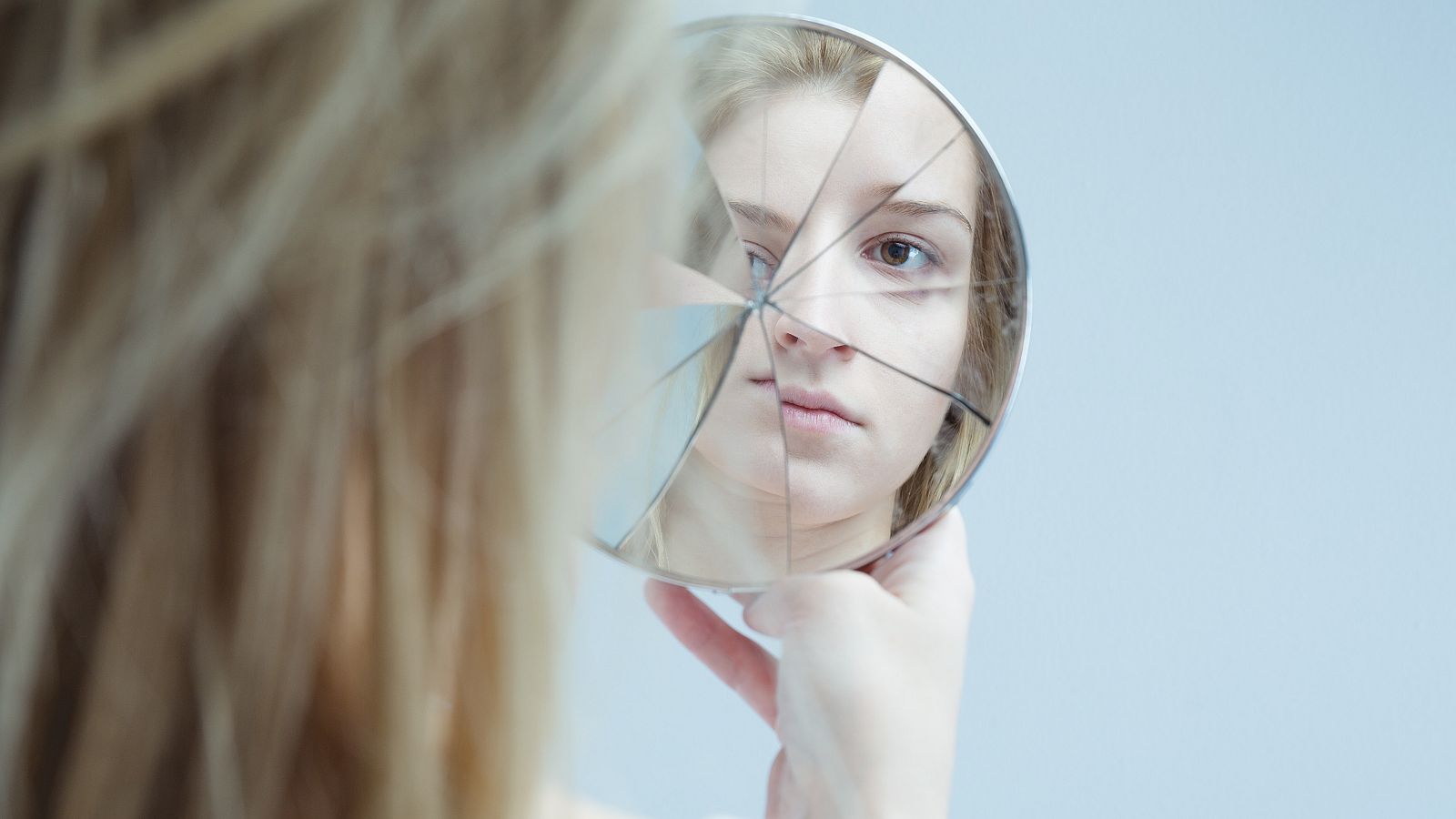 Cerca de 400.000 personas padecen esquizofrenia en España.