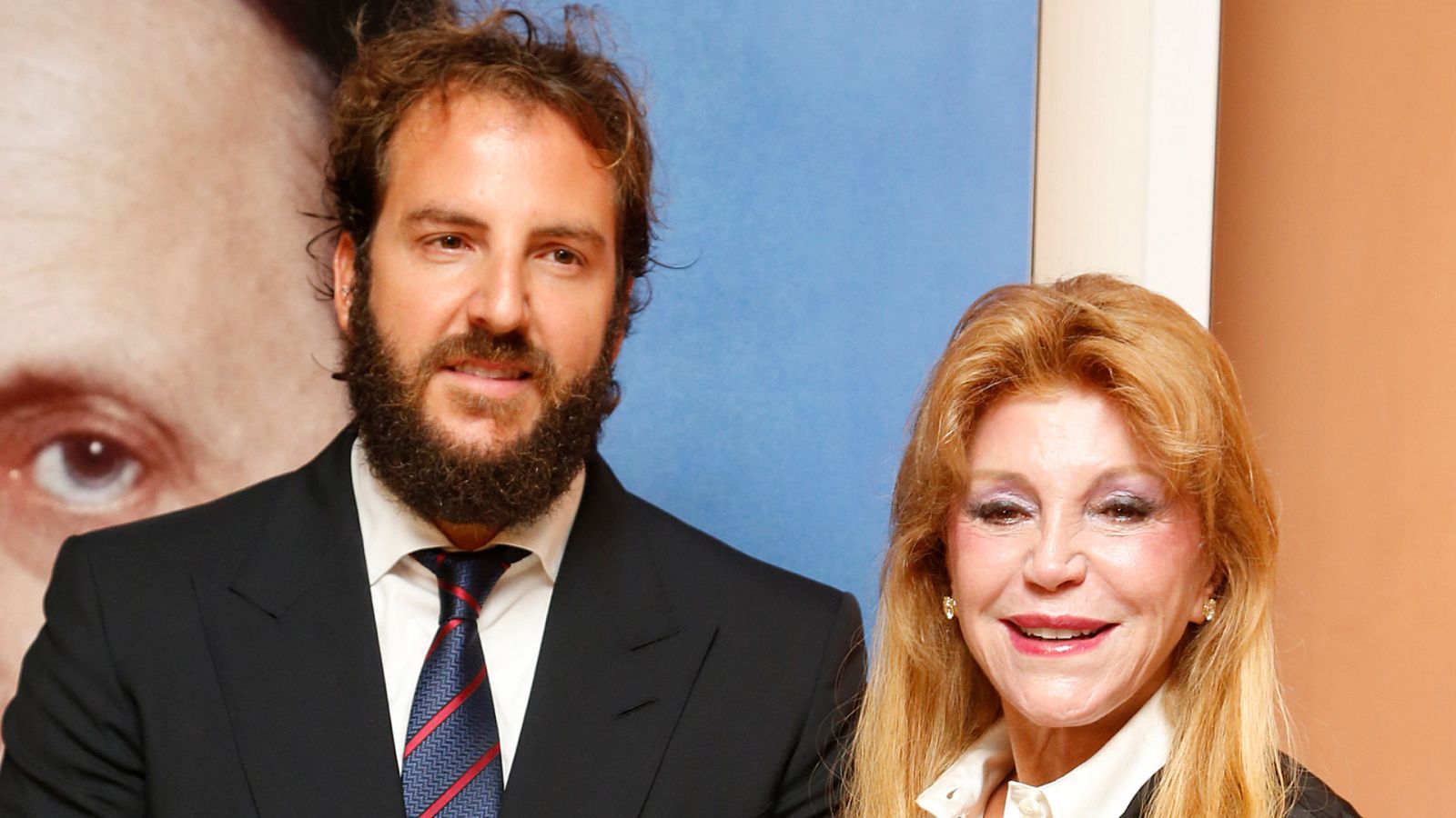 Tita Thyssen junto a Borja, uno de sus hijos