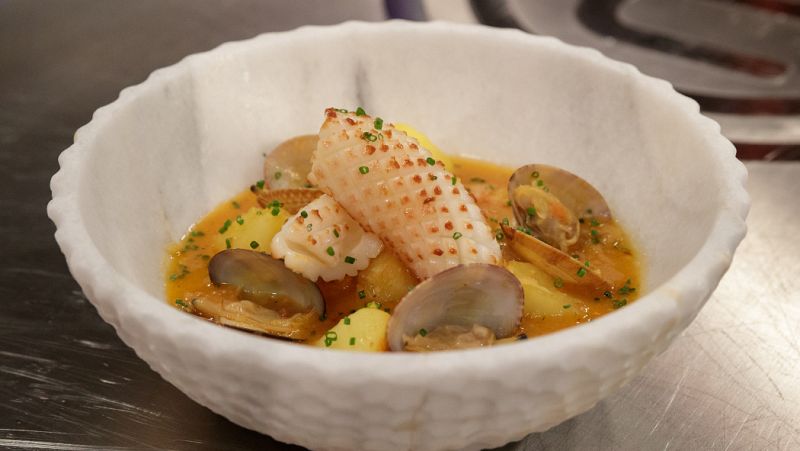 Receta de suquet de marisco y rape de Mar�a Lo