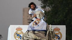 La Cibeles vuelve a acoger una fiesta merengue por la Liga