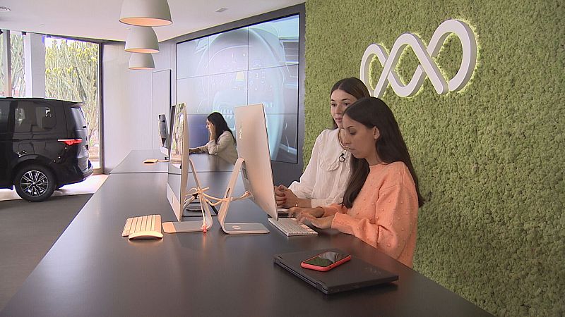 Los jóvenes canarios buscan una oportunidad laboral