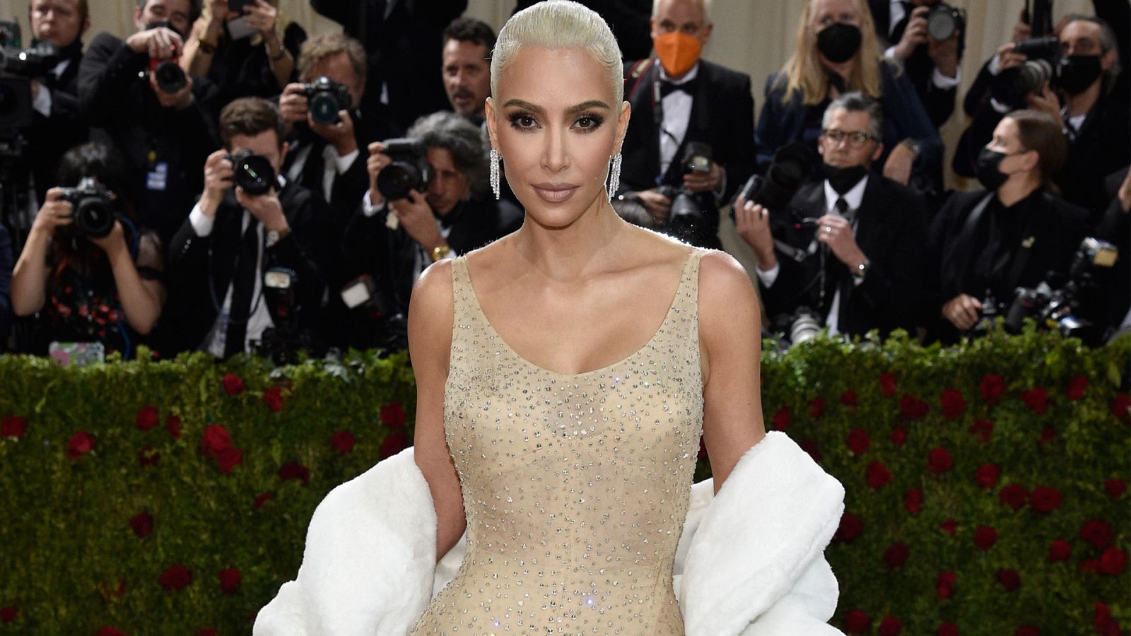 Kim Kardashian luce el vestido más polémico de Marilyn Monroe