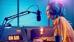 El feminismo multiplica su voz en el universo podcast