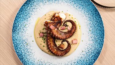 Los Torres versionan un cl�sico de la gastronom�a gallega: pulpo a feria con crema de alubias