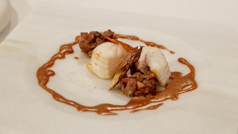 Receta de mar y monta�a de rabo de toro y rape de David 