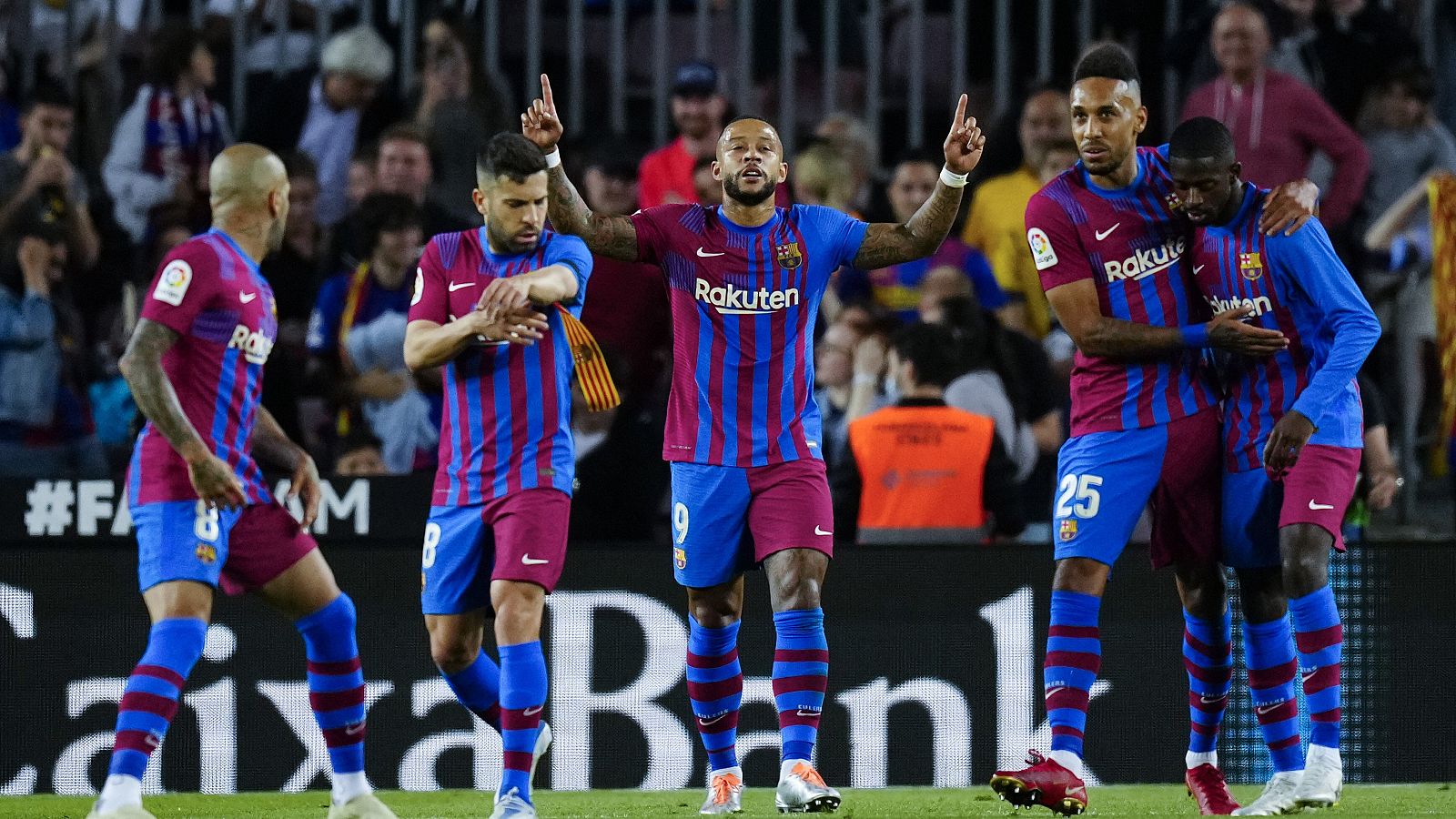Memphis anotó el primer gol del partido para el Barcelona