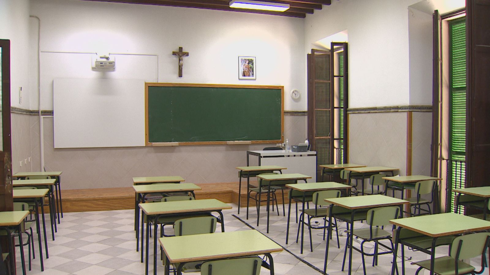 Els alumnes del Col·legi Monti-Sion deixaran les classes el 2024