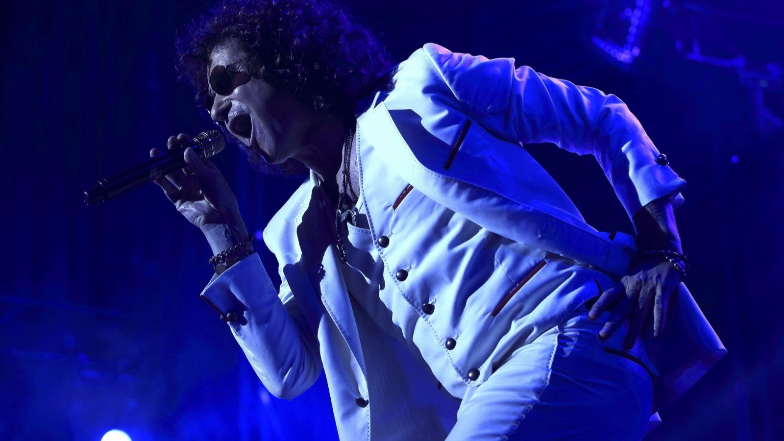 Bunbury suspende su gira y adelanta su retirada