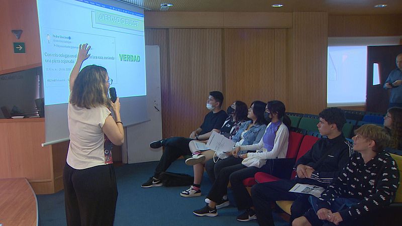 Talleres para j�venes contra bulos que fomentan la xenofobia