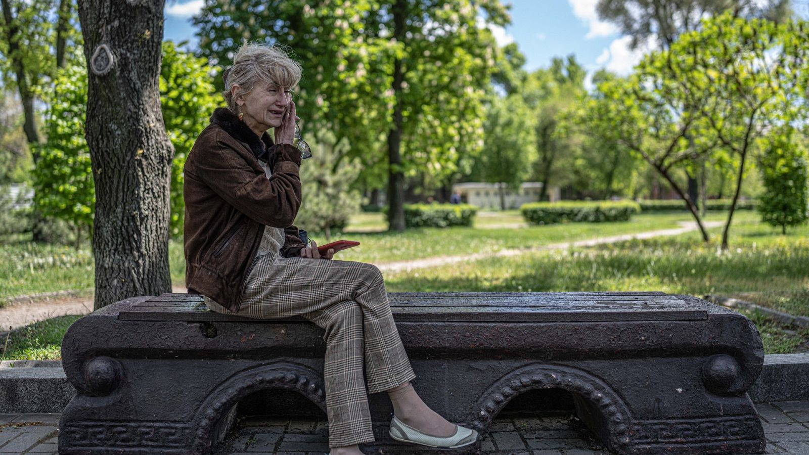 Olha, madre de uno de los soldados que han resistido en la panta siderúrgica de Azovstal