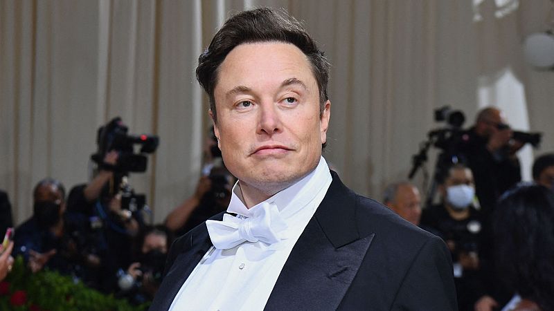 Una azafata de vuelo acusa a Elon Musk de acoso sexual y de haber pagado 250.000 dólares para silenciar el caso