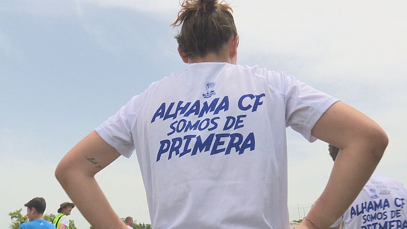 El Alhama femenino entra en la lite del ftbol