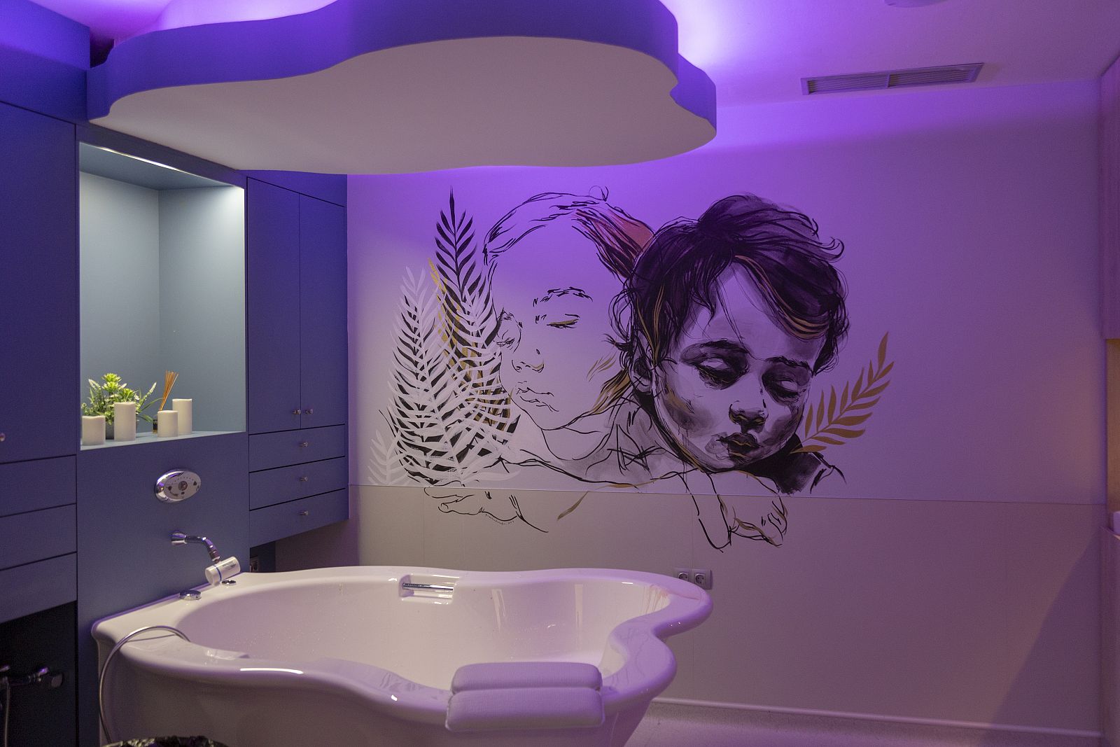 Bañera del paritorio del hospital de La plana