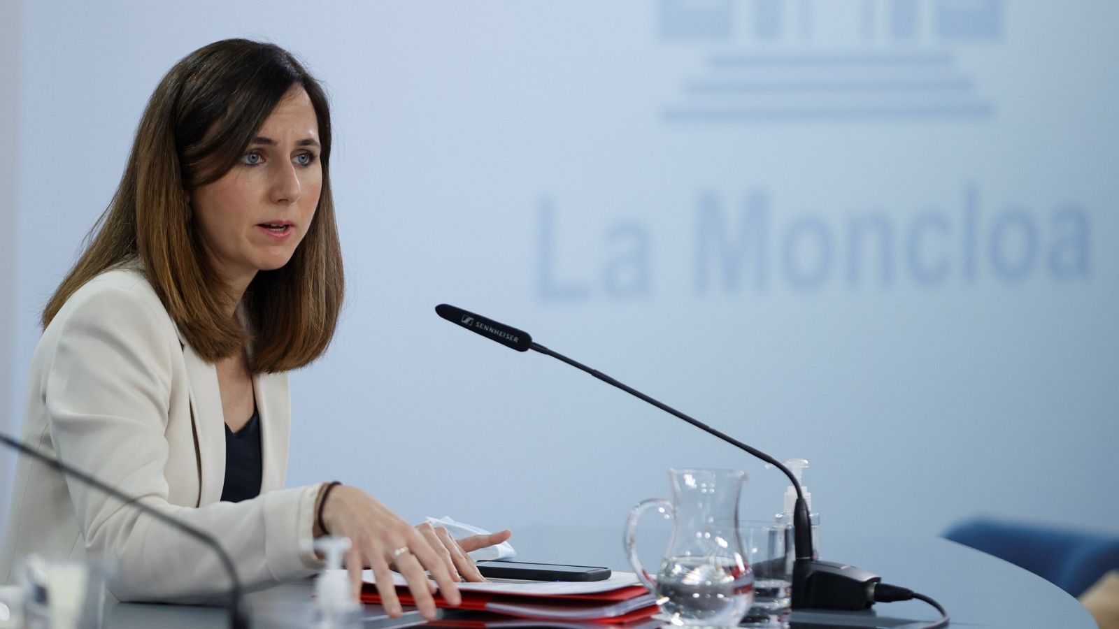 El Gobierno no logra cerrar un acuerdo con las comunidades autónomas para el nuevo modelo de residencias