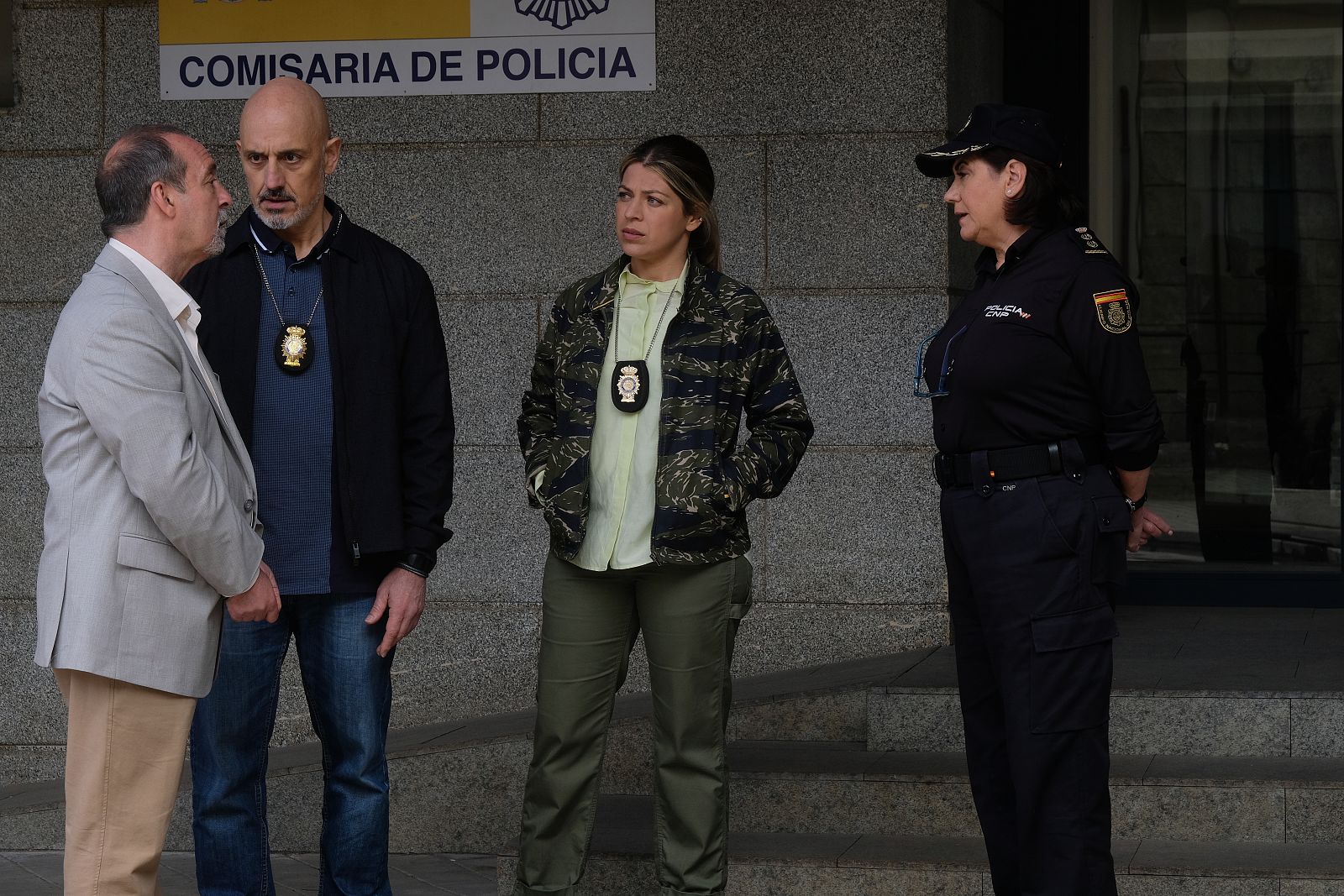 Un exbanquero llega al barrio