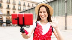 Vivir de las redes sociales: los creadores de contenidos se unen para combatir la precariedad laboral