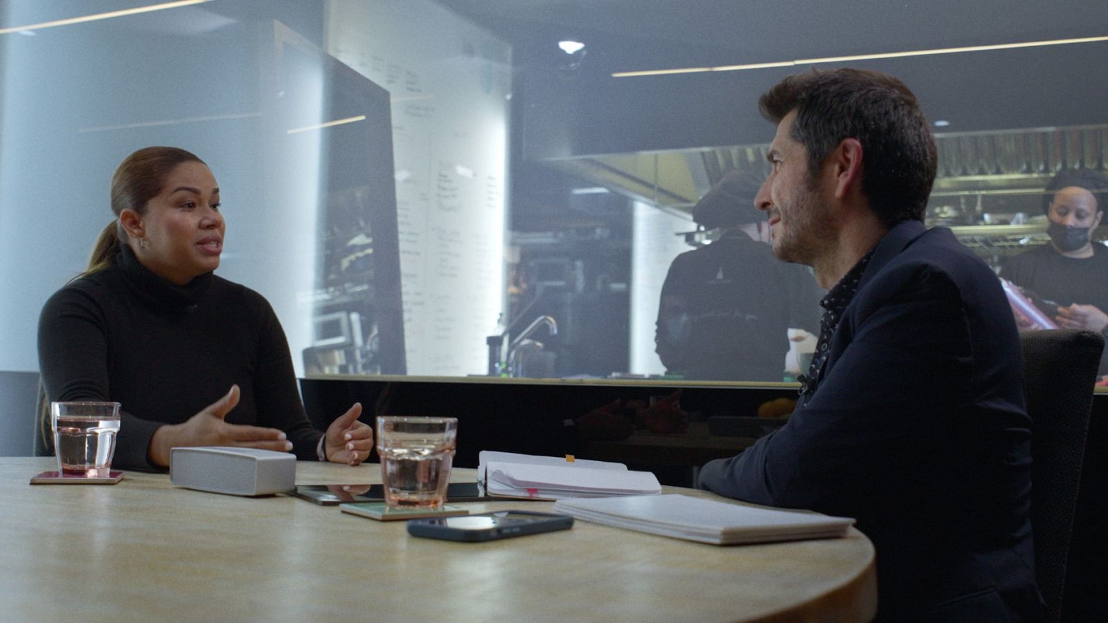 La matemática del espejo - María Marte y Carlos del Amor