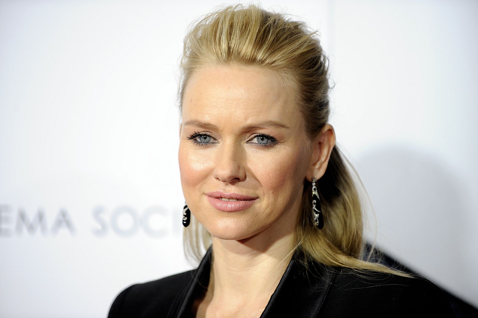 Naomi Watts a su llegada al estreno de 'The International' en Nueva York