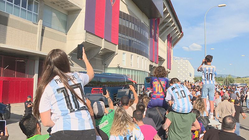 Repoker de Messi con Argentina en El Sadar