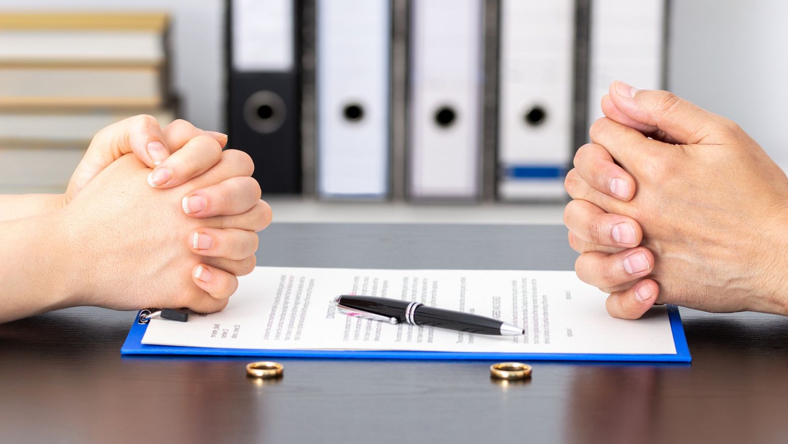 Caen un 0,5% las demandas de disolución matrimonial